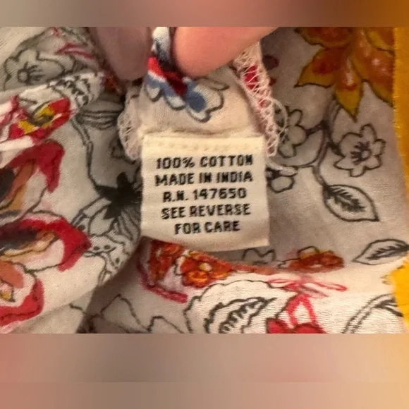 Boho Jane Floral Button Down -Size Small - Peace Sign on Back - 100% Cotton Boho - Picture 6 of 6